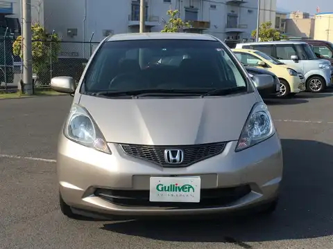 カタログ画像：フィット （FIT） Ｌ スマートスタイルエディション 2009年5月 DBA-GE6 1300cc チタニウム・メタリック 燃費21.5km / l フロント