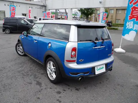 カタログ画像：ＭＩＮＩ （MINI） クーパーＳ クラブマン 2007年10月 ABA-MM16 1600cc ライトニング・ブルー（メタリック）orレーザーブルー（メタリック） 燃費12.4km / l バック