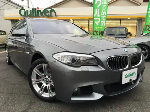 カタログ画像：５シリーズ （5 SERIES） ５２３ｉツーリング Ｍスポーツパッケージ 2010年9月 DBA-MT25 2500cc 燃費10.2km / l メイン（その他）