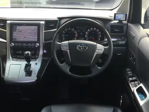 カタログ画像：アルファード （ALPHARD） ２４０Ｓ Ｃパッケージ 2011年11月 DBA-ANH25W 2400cc ブラック 燃費10.2km / l 内装