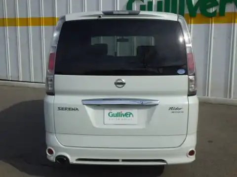 カタログ画像：セレナ （SERENA） ライダー 2009年9月 DBA-CNC25 2000cc ホワイトパール（３Ｐ） 燃費12.2km / l バック