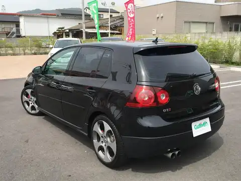 カタログ画像：ゴルフ （GOLF） ＧＴＩ 2008年1月 ABA-1KAXX 2000cc ブラックマジックパールエフェクト 燃費12.6km / l バック