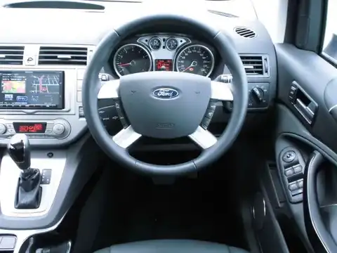 カタログ画像：クーガ （KUGA） インディビデュアル 2012年9月 ABA-WF0HYDP 2500cc アイスホワイト 内装