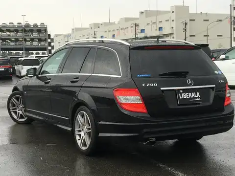 カタログ画像：Ｃクラスステーションワゴン （C-CLASS STATIONWAGON） Ｃ２００ ＣＧＩブルーエフィシェンシー ステーションワゴン アバンギャルド 2010年2月 DBA-204248 1800cc オブシディアンブラック 燃費11.6km / l バック