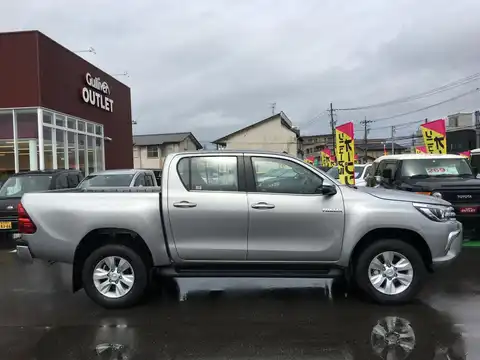 カタログ画像：ハイラックス （HILUX） Ｚ 2017年9月 QDF-GUN125 2400cc シルバーメタリック 燃費11.8km / l 外装