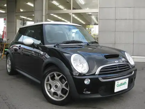 カタログ画像：ＭＩＮＩ （MINI） クーパーＳ 2002年3月 GH-RE16 1600cc ブラック 燃費11.6km / l メイン（その他）