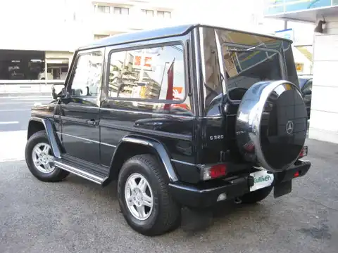 カタログ画像：Ｇクラス （G-CLASS） Ｇ３２０ 2004年7月 GH-463244 3200cc エメラルドブラック（Ｍ）ｏｒオブシディアンブラック（Ｍ） 燃費6.9km / l バック