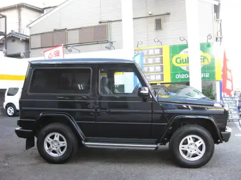 カタログ画像：Ｇクラス （G-CLASS） Ｇ３２０ 2004年7月 GH-463244 3200cc エメラルドブラック（Ｍ）ｏｒオブシディアンブラック（Ｍ） 燃費6.9km / l 外装