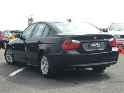 カタログ画像：３シリーズ （3 SERIES） ３２０ｉ ハイラインパッケージ 2008年10月 ABA-VA20 2000cc 燃費12.8km / l バック