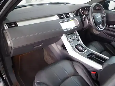 カタログ画像：レンジローバーイヴォーク （RANGE ROVER EVOQUE） アドバンテージエディション 2017年8月 CBA-LV2A 2000cc サントリーニブラック 燃費10.6km / l 内装