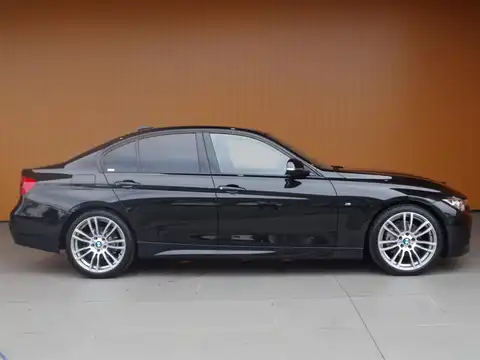 カタログ画像：３シリーズ （3 SERIES） ３２０ｉ Ｍスポーツ 2016年5月 DBA-8A20 2000cc ブラック・サファイア 燃費15.7km / l 外装