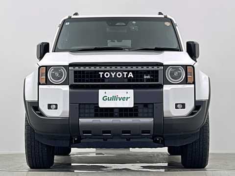 カタログ画像：ランドクルーザー２５０ （LAND CRUISER 250） ＺＸファーストエディション 2024年4月 3DA-GDJ250W 2800cc プラチナホワイトパールマイカ 燃費11.0km / l 外装