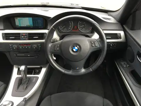 カタログ画像：３シリーズ （3 SERIES） ３２５ｉ Ｍスポーツパッケージ 2008年10月 ABA-VB25 2500cc 燃費9.3km / l 内装