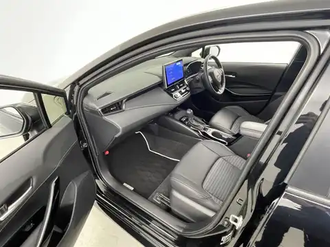 カタログ画像：カローラツーリング （COROLLA TOURING） アクティブスポーツ 2024年4月 6AA-ZWE219W 1800cc アティチュードブラックマイカ 燃費27.3km / l 内装