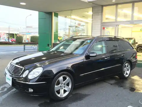 カタログ画像：Ｅクラスステーションワゴン （E-CLASS STATIONWAGON） Ｅ３２０ ４マチック ステーションワゴン アバンギャルド 2003年11月 GH-211282 3200cc 燃費8.3km / l 外装