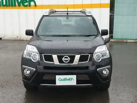 カタログ画像：エクストレイル （X-TRAIL） ２０Ｘｔｔ ブラック エクストリーマーＸ 2012年10月 DBA-NT31 2000cc ダイヤモンドブラック（Ｐ） フロント