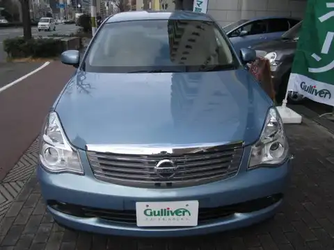 カタログ画像：ブルーバードシルフィ （BLUEBIRD SYLPHY） ２０Ｇ 2005年12月 DBA-KG11 2000cc セシルブルー（ＴＭ） 燃費16.0km / l フロント