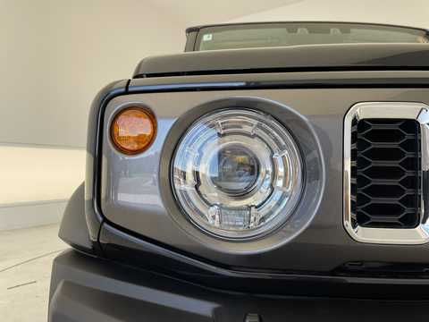 カタログ画像：ジムニーノマド （JIMNY NOMADE） ＦＣ 2025年4月 3BA-JC74W 1500cc ブルーイッシュブラックパール4 燃費13.6km / l 外装