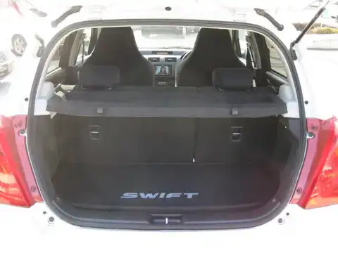 カタログ画像：スイフト （SWIFT） スポーツ Ｆリミテッド 2010年1月 CBA-ZC31S 1600cc パールホワイト 燃費13.6km / l 内装