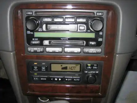 カタログ画像：アルティス （ALTIS） ２．２ ＳＬパッケージ 2000年3月 GF-SXV20N 2200cc スーパーホワイトⅡ 燃費10.2km / l 内装