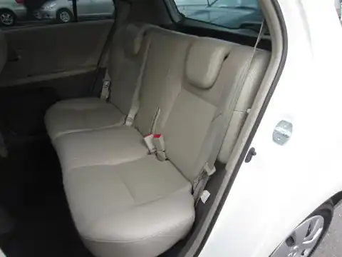 カタログ画像：ヴィッツ （VITZ） アイル 2008年9月 DBA-NCP91 1500cc ホワイトパールクリスタルシャイン 燃費18.6km / l 内装