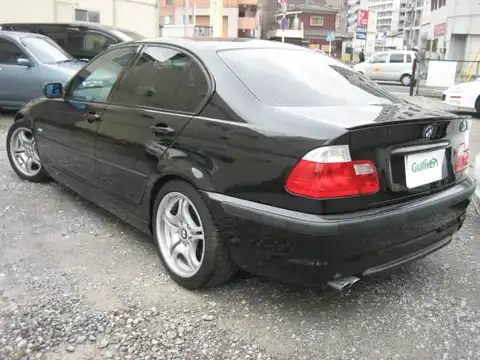 カタログ画像：３シリーズ （3 SERIES） ３２０ｉ Ｍスポーツパッケージ 2004年4月 GH-AV22 2200cc 燃費9.8km / l バック