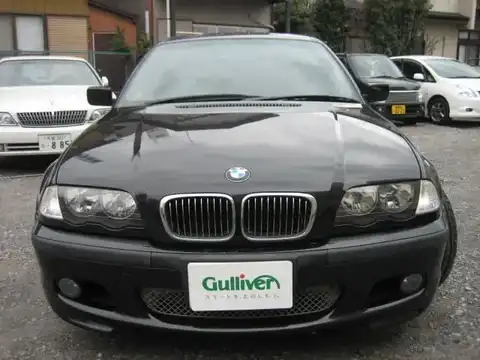 カタログ画像：３シリーズ （3 SERIES） ３２０ｉ Ｍスポーツ 2001年10月 GH-AV22 2200cc ブラック・サファイア（メタリック・カラー） 燃費9.8km / l フロント