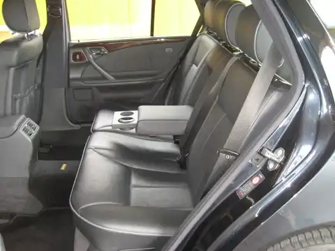 カタログ画像：Ｅクラスステーションワゴン （E-CLASS STATIONWAGON） Ｅ２４０ ステーションワゴン 2002年10月 GH-210262 2600cc 燃費8.9km / l 内装