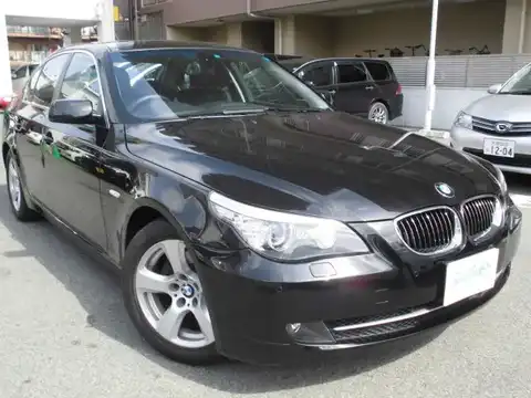 カタログ画像：５シリーズ （5 SERIES） ５２５ｉハイラインパッケージ 2008年10月 ABA-NU25 2500cc 燃費8.8km / l メイン（その他）