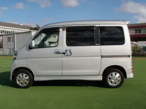 カタログ画像：アトレーワゴン （ATRAI WAGON） カスタムターボＲＳ 2006年11月 TA-S320G 660cc ファインシルバーメタリック 燃費14.6km / l 外装