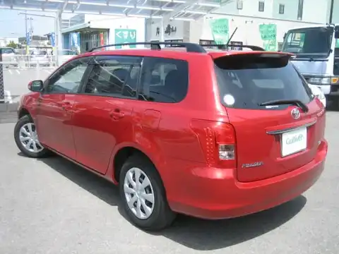 カタログ画像：カローラフィールダー （COROLLA FIELDER） １．５Ｘ スペシャルエディション 2008年4月 DBA-NZE144G 1500cc レッドマイカメタリック 燃費15.0km / l バック