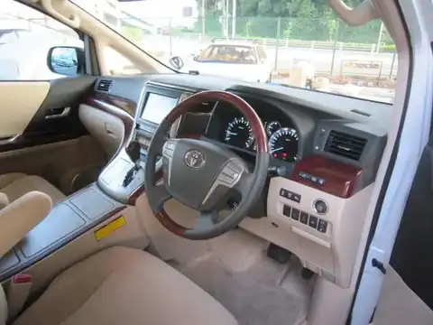 カタログ画像：アルファード （ALPHARD） ３５０Ｇ サイドリフトアップシート装着車 2008年5月 DBA-GGH20W 3500cc ホワイトパールクリスタルシャイン 燃費9.5km / l 内装