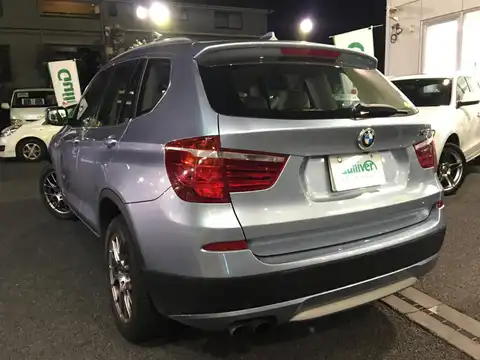 カタログ画像：Ｘ３ （X3） ｘＤｒｉｖｅ ２８ｉ 2012年5月 DBA-WX20 2000cc チタン・シルバー（メタリック・カラー）orミネラル・シルバー（メタリック） 燃費13.6km / l バック