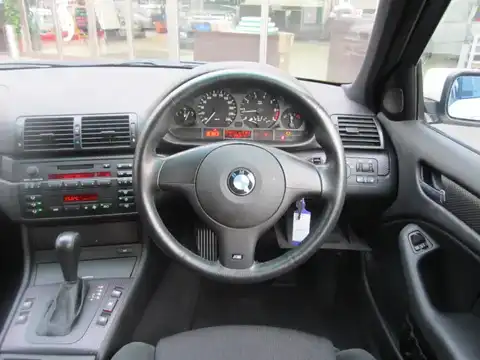 カタログ画像：３シリーズ （3 SERIES） ３１８ｉ Ｍスポーツパッケージ 2003年4月 GH-AY20 2000cc 燃費13.2km / l 内装