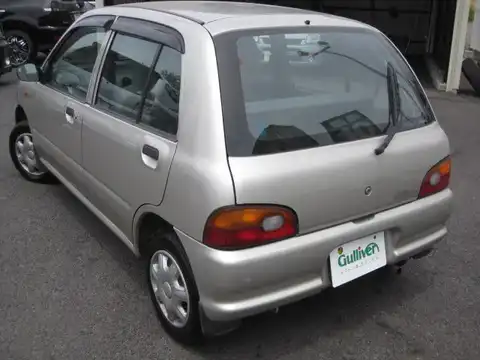 カタログ画像：ヴィヴィオ （VIVIO） ｅｆ－ｓ 1995年10月 V-KW4 660cc ブライトシルバー・メタリック バック