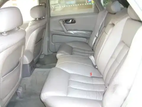 カタログ画像：インフィニティＱ４５ （INFINITI Q45） タイプＶ 油圧アクティブサスペンション装着車 Ｇパッケージ 1993年6月 E-HG50 4500cc プラチナシルバー（Ｍ）（スーパーファインコーティング） 燃費6.4km / l 内装