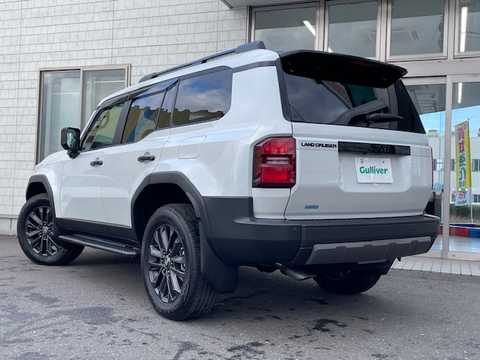 カタログ画像：ランドクルーザー２５０ （LAND CRUISER 250） ＺＸ 2024年4月 3DA-GDJ250W 2800cc プラチナホワイトパールマイカ 燃費11.0km / l 外装