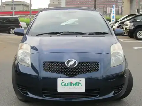 カタログ画像：ヴィッツ （VITZ） Ｕ 2005年2月 DBA-SCP90 1300cc ダークブルーマイカメタリック 燃費19.6km / l フロント