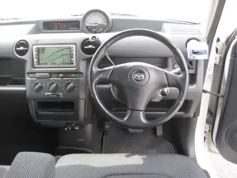 カタログ画像：ｂＢ （bB） Ｚ クリスタルホワイトエディション 2001年8月 TA-NCP35 1500cc ホワイトパールクリスタルシャイン 燃費14.0km / l 内装