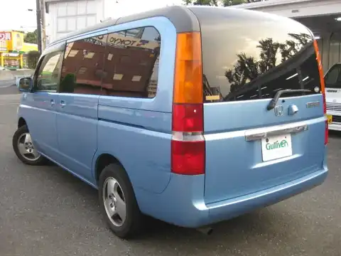 カタログ画像：ステップワゴン （STEPWAGON） Ｄ 2002年10月 LA-RF3 2000cc アクアブリーズオパール・メタリック 燃費13.2km / l 外装