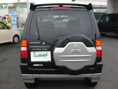 カタログ画像：パジェロミニ （PAJERO MINI） デューク 1999年1月 GF-H58A 660cc ピレネーブラック／シンフォニックシルバー・２トーン バック