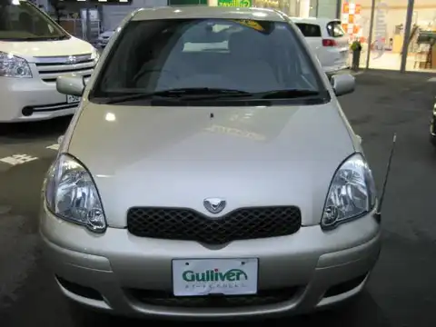 カタログ画像：ヴィッツ （VITZ） ペアスタイル 2004年4月 CBA-SCP10 1000cc シャンパンメタリックorペールオレンジマイカメタリック 燃費19.6km / l フロント