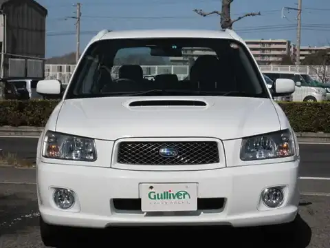 カタログ画像：フォレスター （FORESTER） クロススポーツ２．０Ｔ 2004年2月 TA-SG5 2000cc ピュアホワイト 燃費12.2km / l フロント