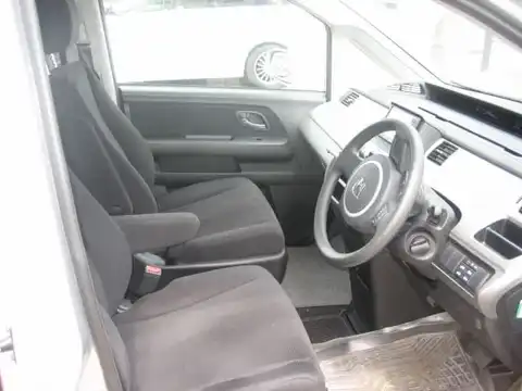 カタログ画像：ステップワゴン （STEPWAGON） Ｇ 助手席リフトアップシート車 2009年3月 DBA-RG2 2000cc アラバスターシルバー・メタリック 内装