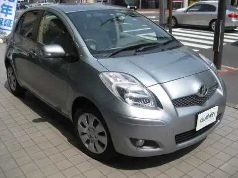 カタログ画像：ヴィッツ （VITZ） アイル 2008年9月 DBA-SCP90 1300cc ミディアムシルバーメタリック 燃費19.6km / l メイン（その他）