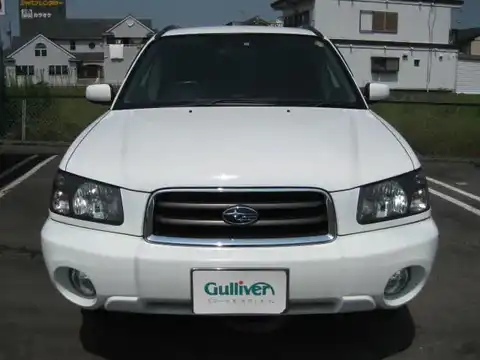 カタログ画像：フォレスター （FORESTER） Ｘ２０ 2004年4月 TA-SG5 2000cc ピュアホワイト 燃費13.6km / l フロント