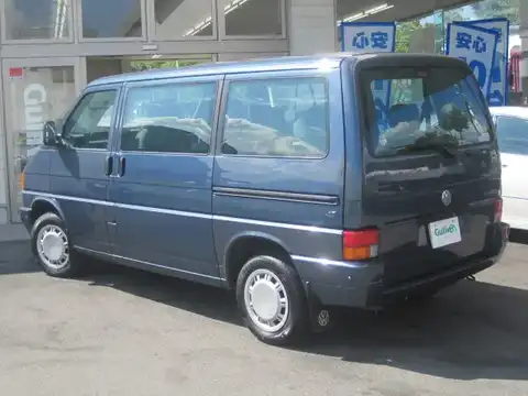 カタログ画像：ヴァナゴン （VANAGON） ＧＬ 1993年11月 E-70AAF 2500cc アトランティスブルーメタリック 燃費7.6km / l バック