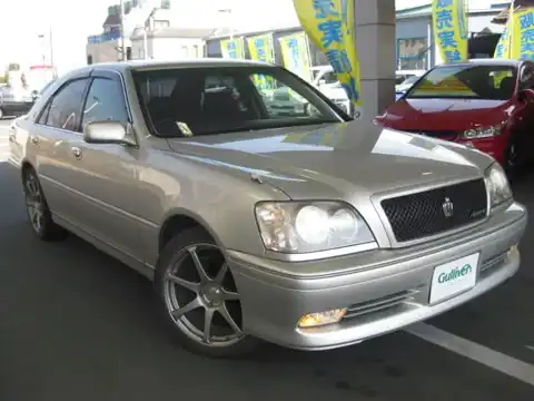 カタログ画像：クラウン （CROWN） アスリートＶ 2001年8月 GH-JZS171 2500cc シルバーメタリック 燃費9.2km / l メイン（その他）