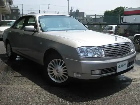 カタログ画像：セドリック （CEDRIC） ３００ＬＸ ＶＩＰ－Ｚ 2003年5月 TA-HY34 3000cc シャンパンシルバー（ＴＭ） 燃費9.7km / l メイン（その他）