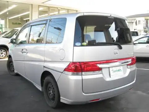 カタログ画像：ステップワゴン （STEPWAGON） Ｇ 2006年5月 DBA-RG2 2000cc アラバスターシルバー・メタリック 燃費11.6km / l 外装